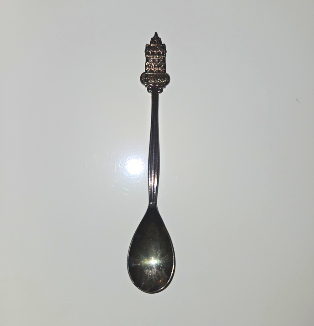 Harrods London Silverplated Souvenir Spoon Store Building Collectible 4.75”